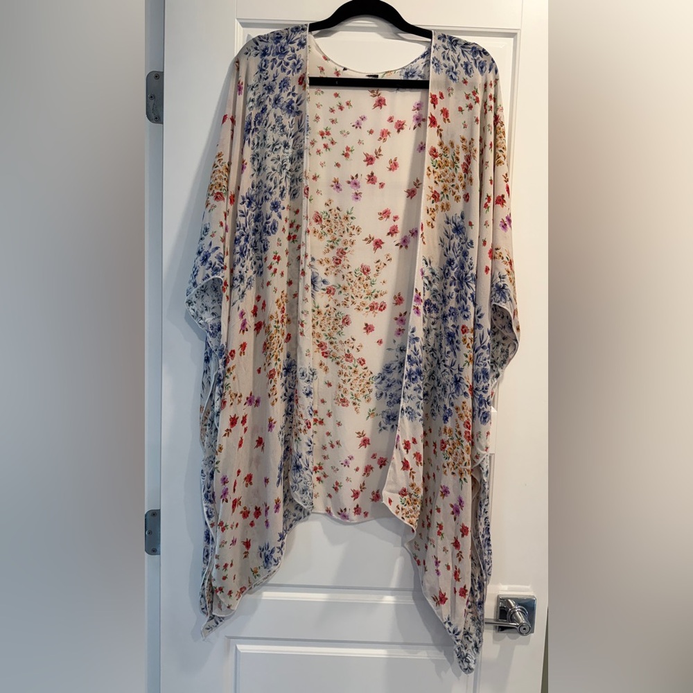 Karen Kane Ditsy Floral Kimono Top One Size Spring Beach Wedding Lightweight
